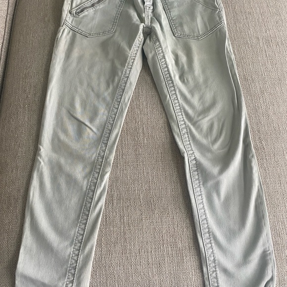 Miss me capri pants with zipper size 26 - Picture 3 of 5